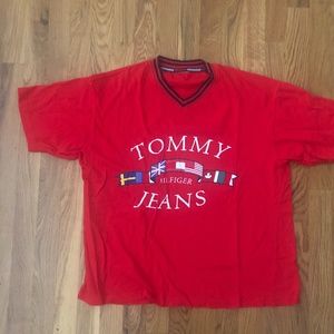 Vintage Tommy Hilfiger Graphic Tee